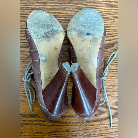 BCBGeneration leather high heel sandals with laces - Picture 6 of 6